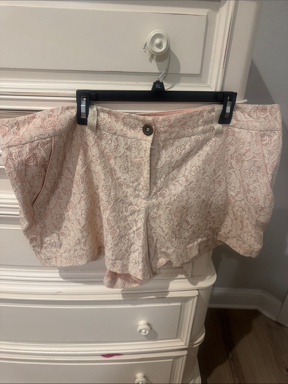 Forever 21 Blush Pink Lace Skort